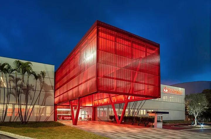 SantanderBank桑坦德銀行圣保羅總部科技辦公園區(qū)設(shè)計(jì)欣賞